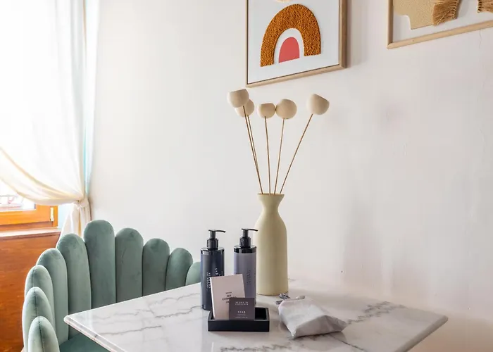 Trevi - Charming Loft Near Trevi Fountain דירה רומא
