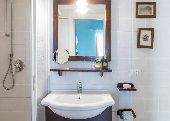 דירה Trevi - Charming Loft Near Trevi Fountain *